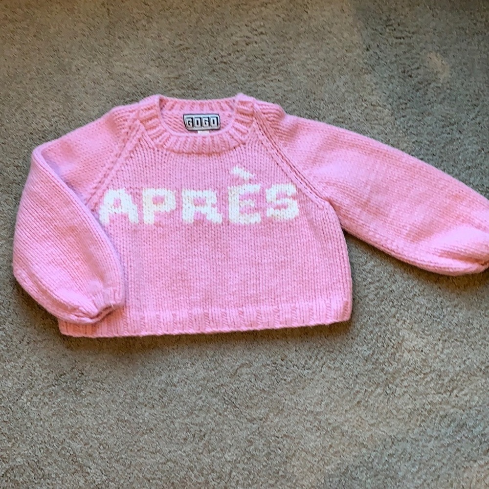 Beautiful thick, chunky, loose fit sweater. Hand-knit wool sweater.